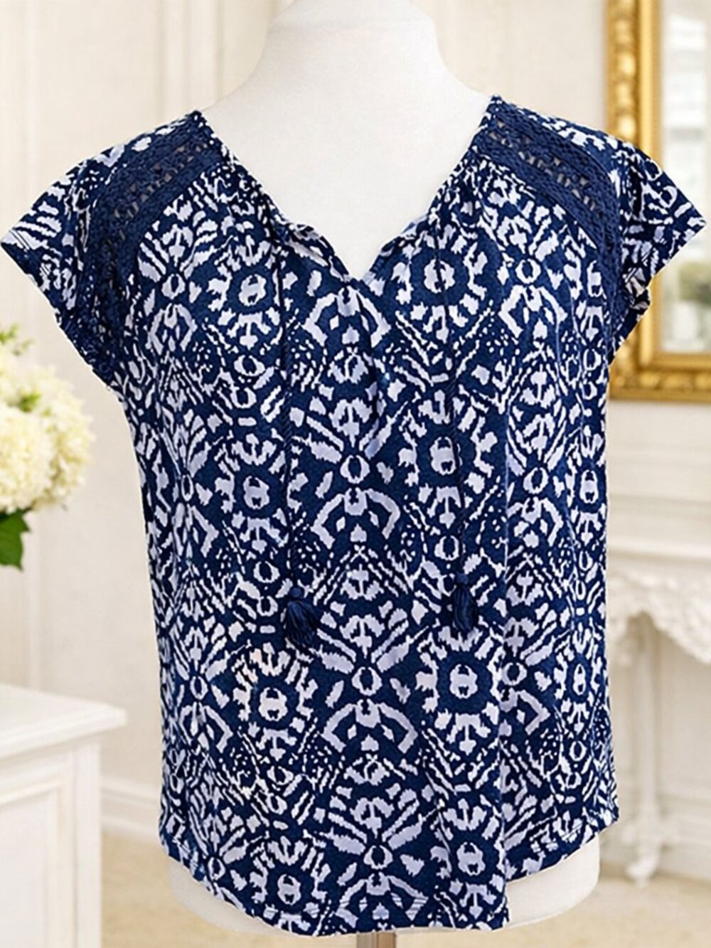 Ralph Lauren Boho Floral Geometric Lace Trim V‑Neck Blouse Top Preppy Coastal